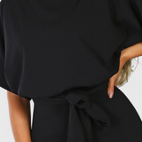 Evie Mono Chic de Silueta Fluida