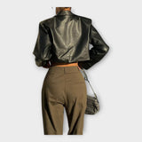 CueroAura Chaqueta De Cuero Corta - Versátil Y Práctica