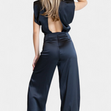 Francis Mono Sin Espalda de Corte Fluido